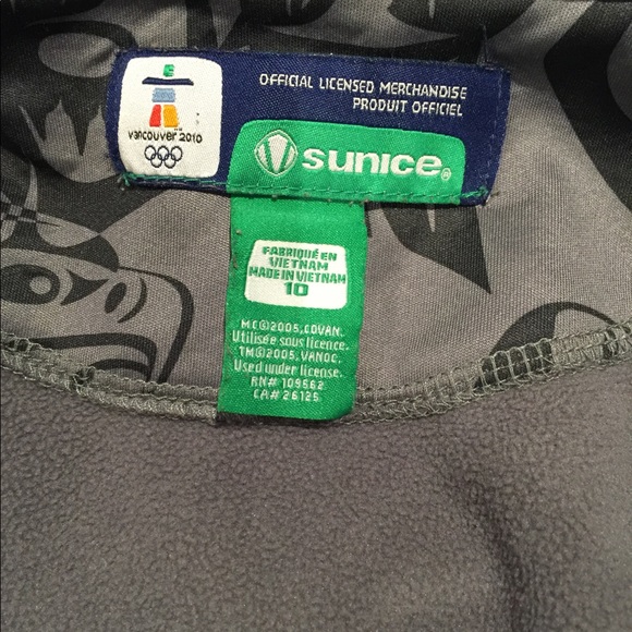 Olympics 2010 Jacket - Picture 4 of 5